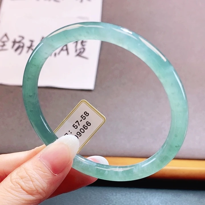 翡翠未镶嵌手镯翡翠手镯14