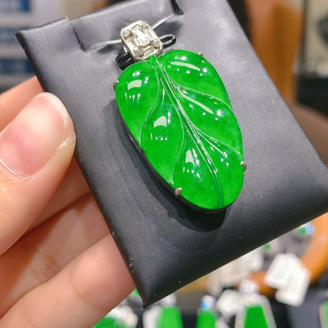 【闪购商品】颈饰银S925镶嵌翡翠4柒姐