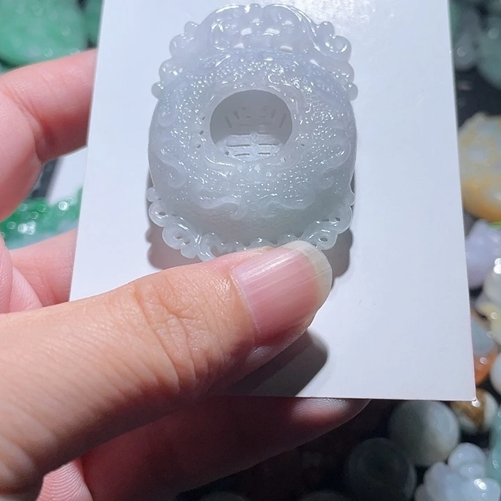颈饰未镶嵌翡翠天