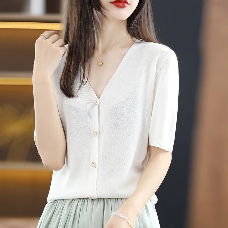 （01一200）全新衣服直播间过款专属链小香风显瘦T恤毛针织短袖