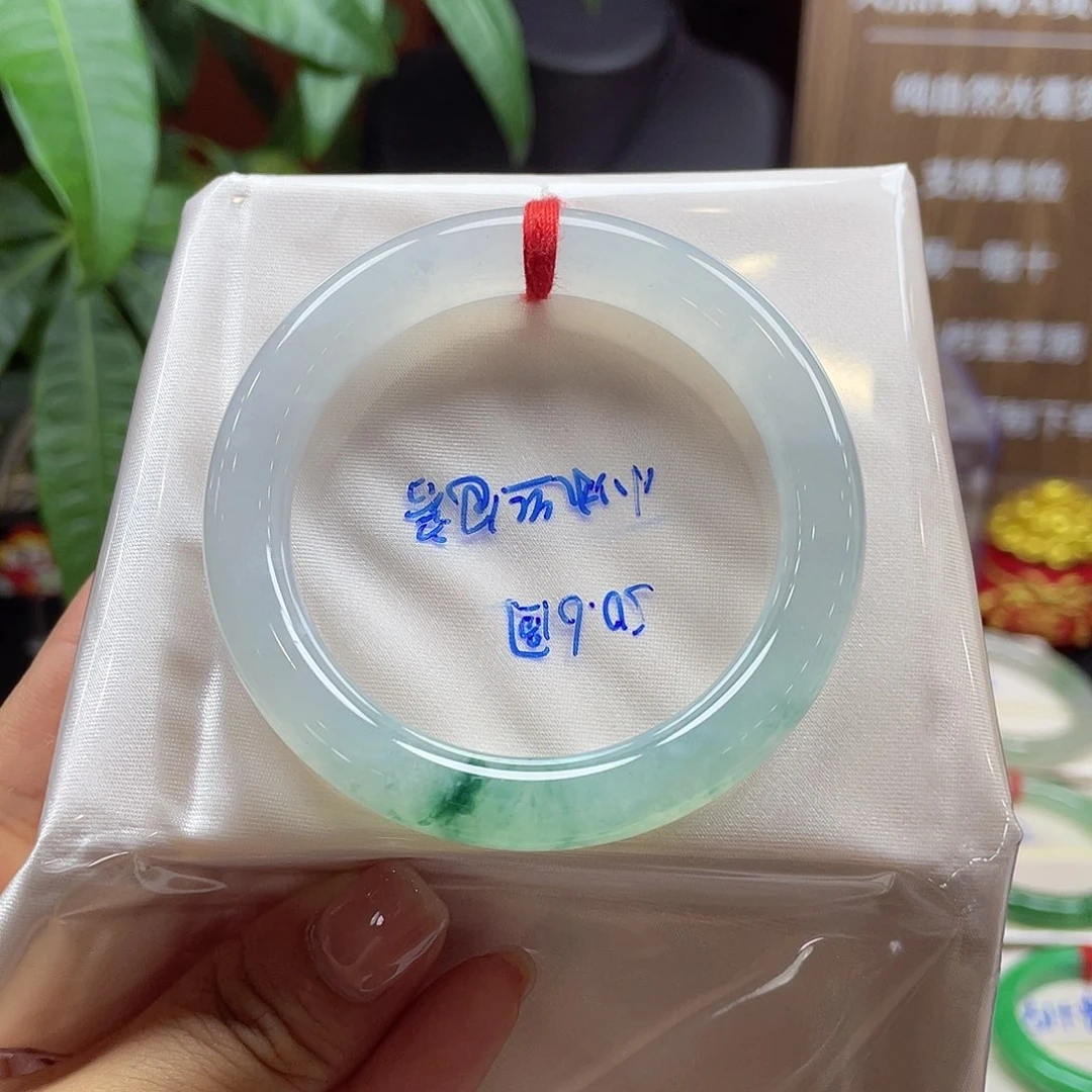 翡翠手镯未镶嵌31 号链接