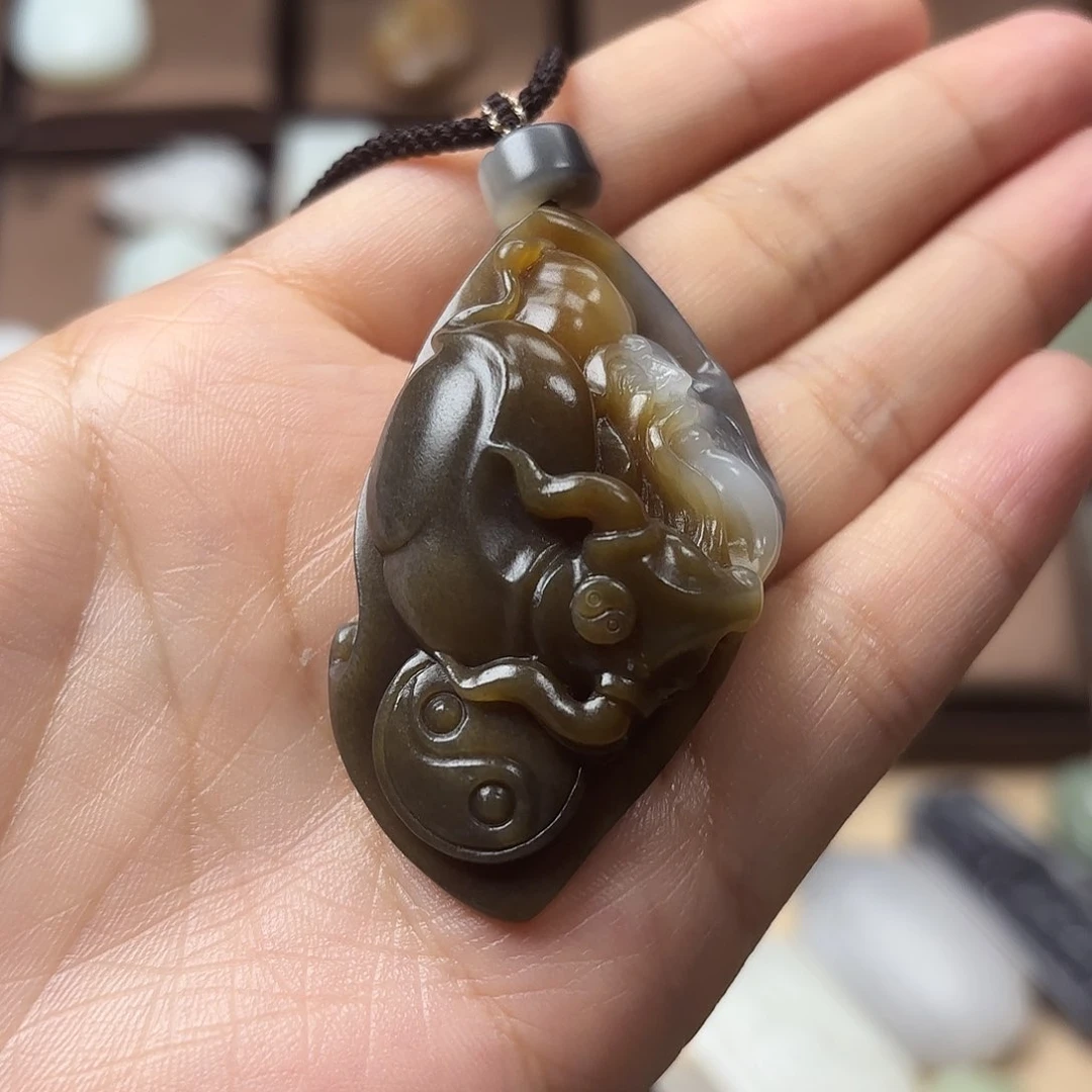 和田玉颈饰未镶嵌?****女