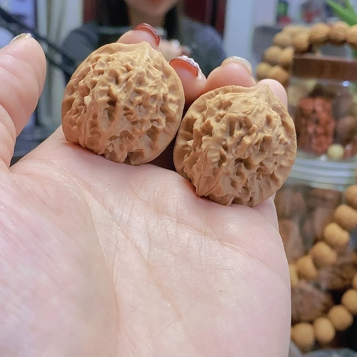 【闪购商品】文玩核桃把件34天通宝迷你