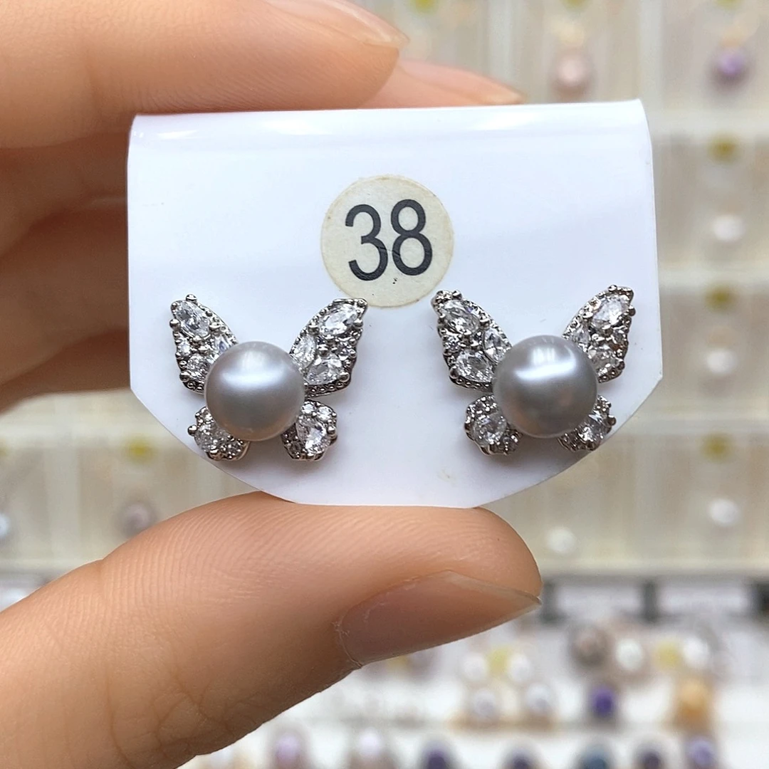 淡水珍珠合金颈饰