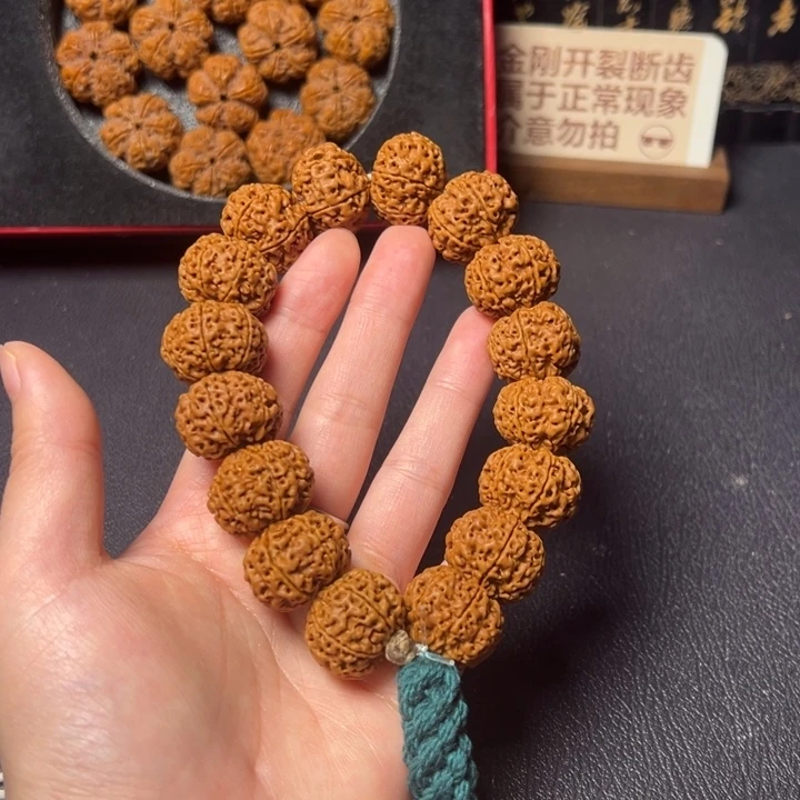 金刚菩提手串飞碟六瓣