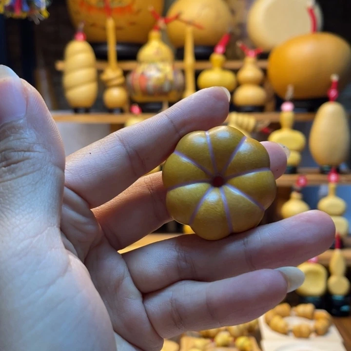 琳***萱天然葫芦自然生长