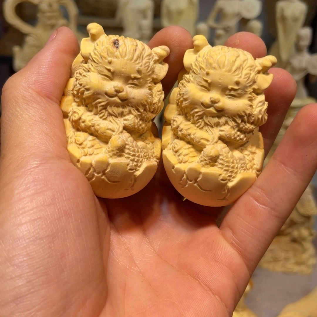 黄杨木龙蛋小瑕疵两个