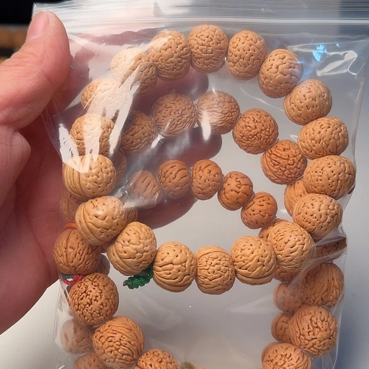 野***记桃核吊坠手串三条