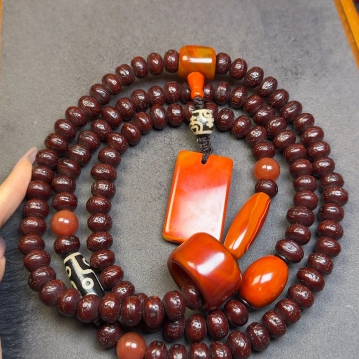 凤眼菩提吊坠津****师凤眼