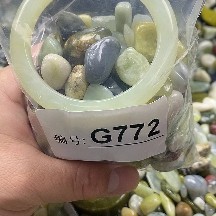 岫玉鱼缸石未镶嵌