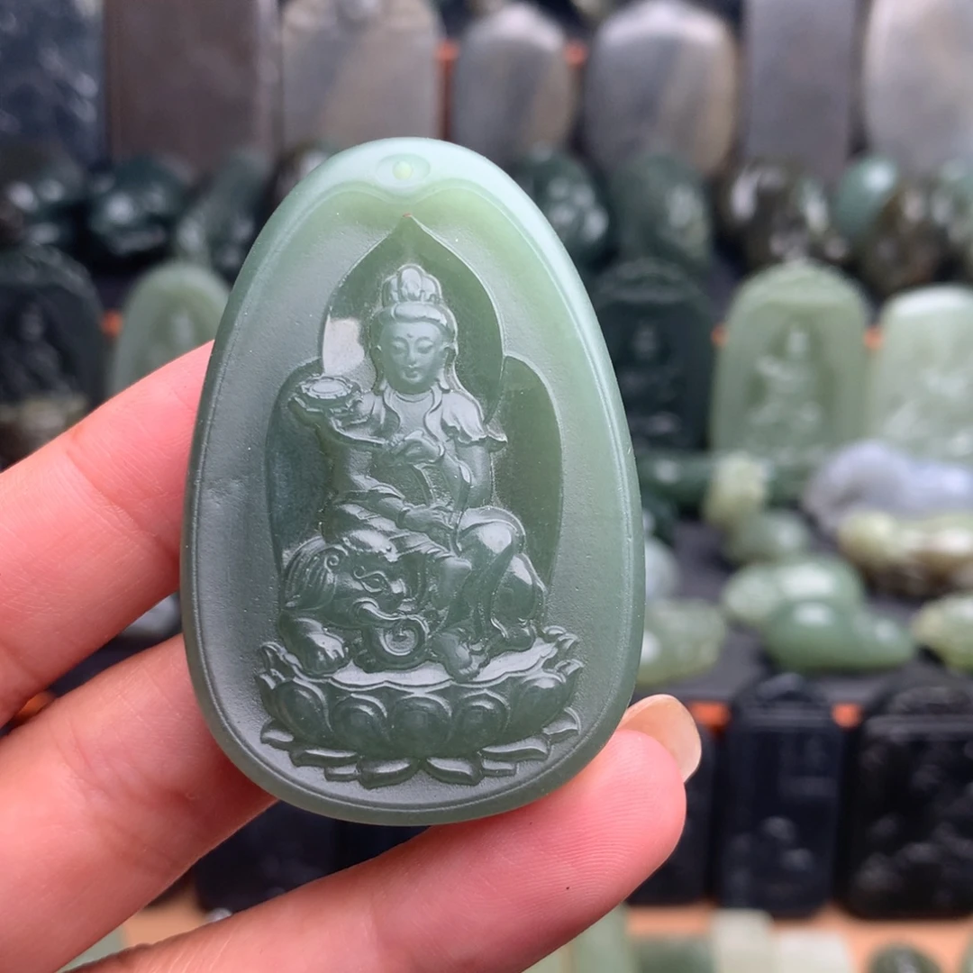 和田玉未镶嵌颈饰挂件55