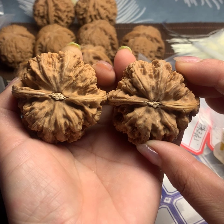 吊坠文玩核桃核*粗筋