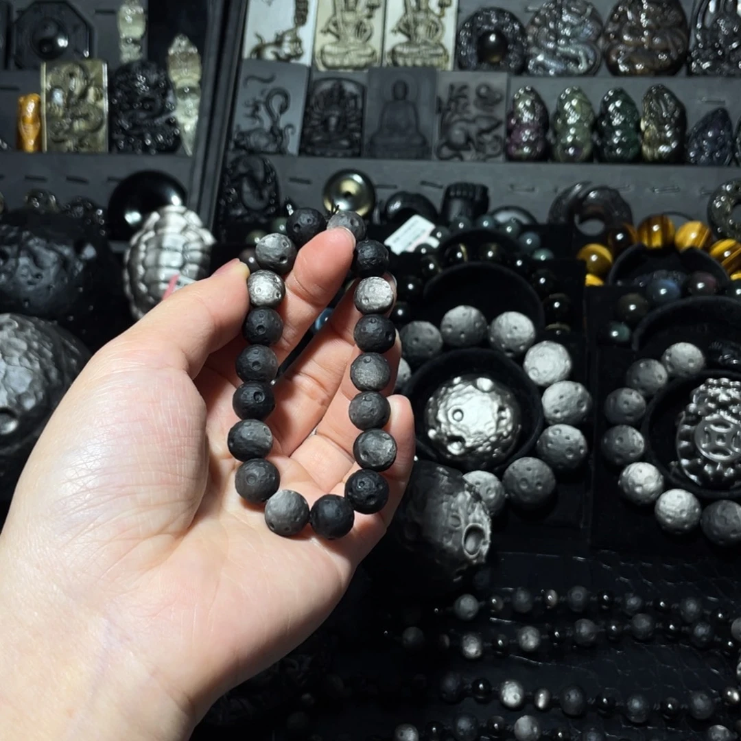 大***董黑曜岩未镶嵌珠宝奇石