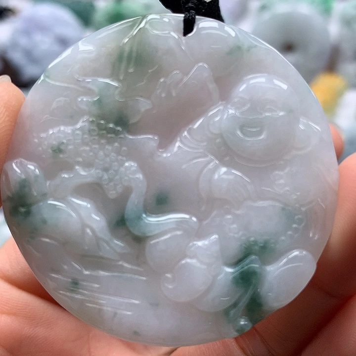 翡翠未镶嵌颈饰山水逍遥佛福利