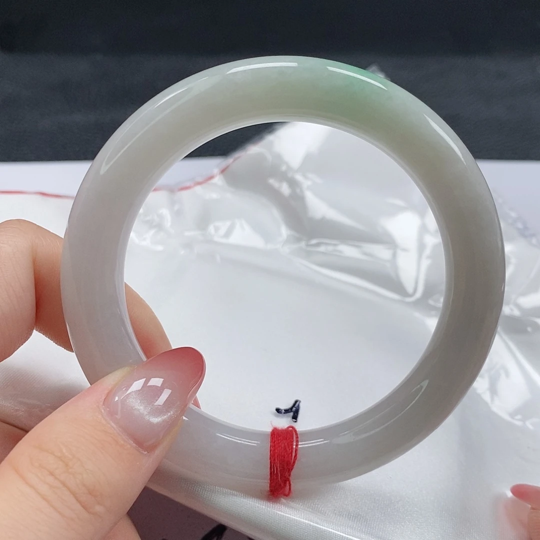 【闪购商品】翡翠手镯（圆镯）未镶嵌310号