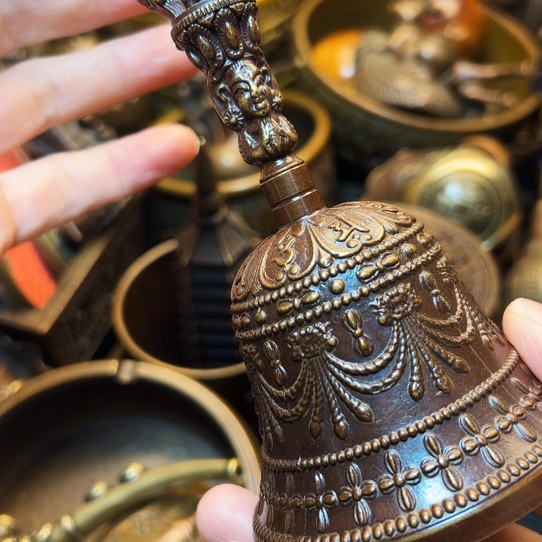 精美铜器工艺品等