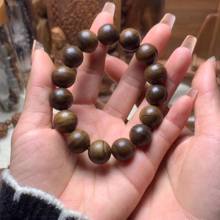 檀香木其他老山檀香手把件