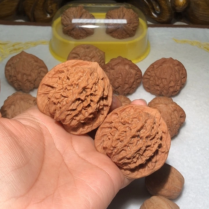 文玩核桃把件47蟠龙纹