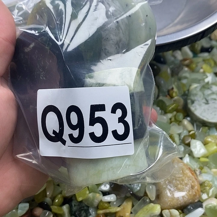 未镶嵌蛇纹石玉鱼缸石