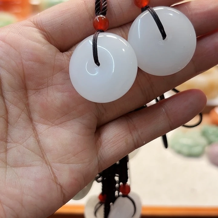 石英岩玉未镶嵌手镯