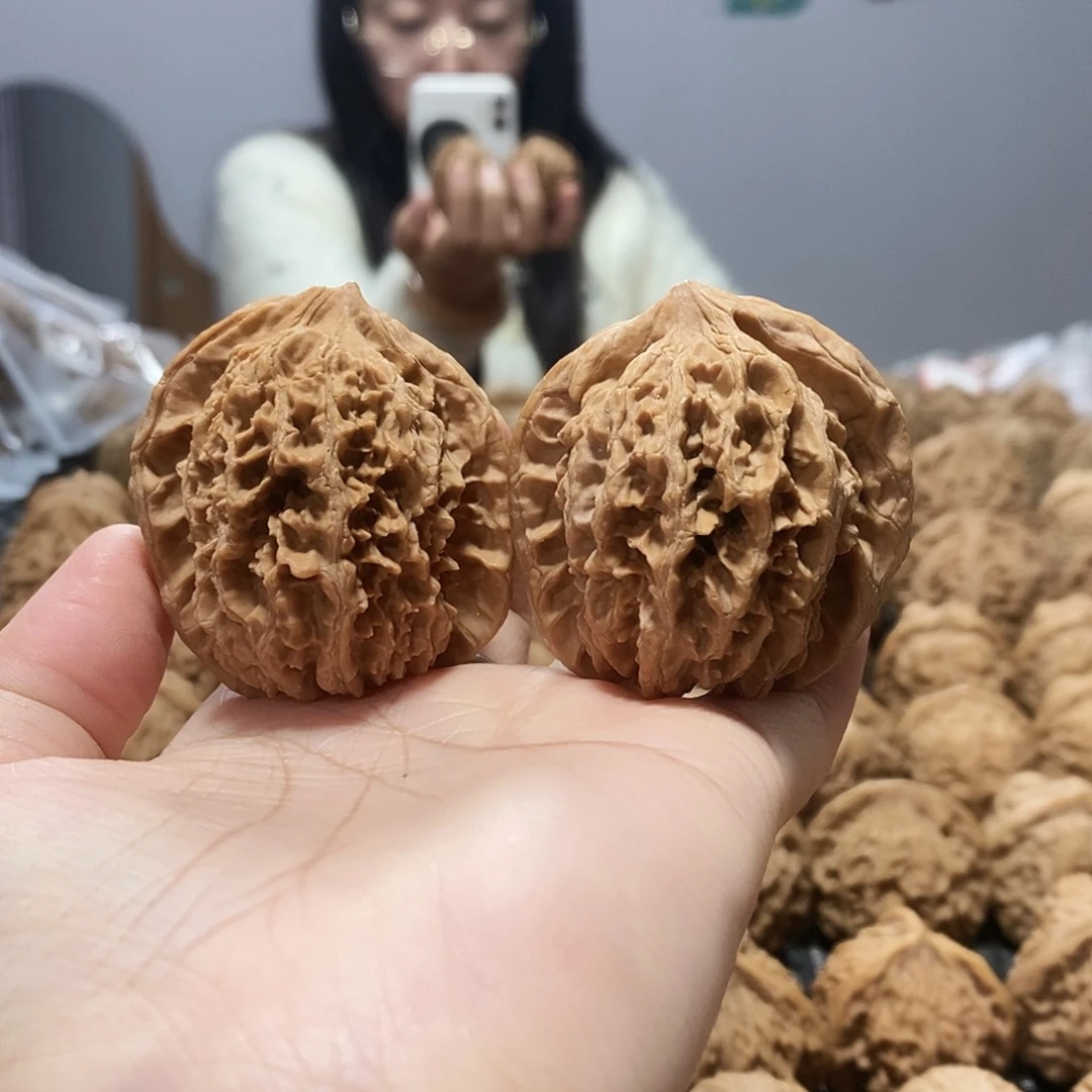 文玩核桃吊坠大花44磕