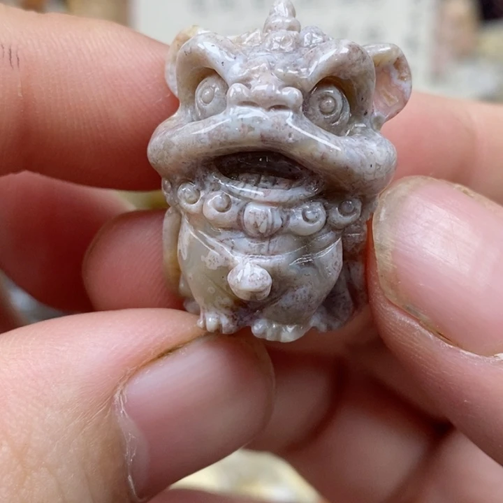 颈饰未镶嵌硅化珊瑚（珊瑚玉）