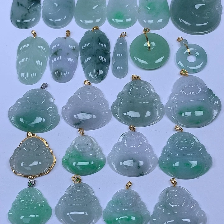 翡翠未镶嵌颈饰天
