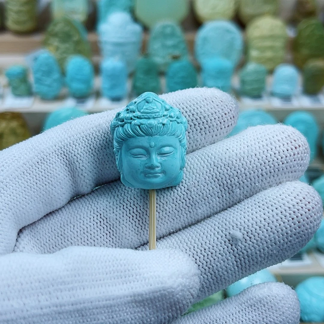 绿松石未镶嵌珠宝奇石