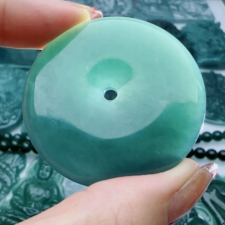 翡翠未镶嵌颈饰多样性发货天然A货翡翠