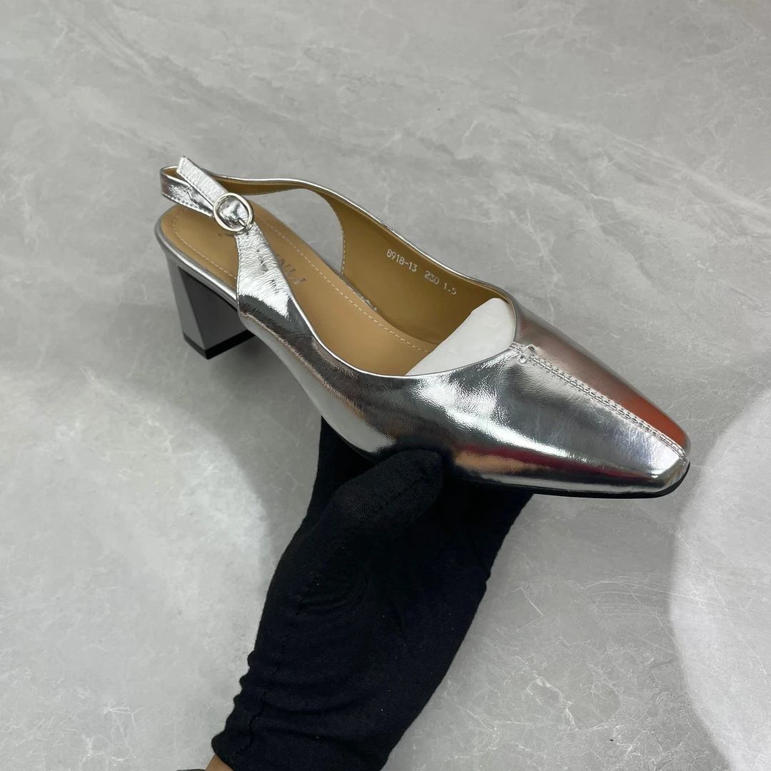 凉鞋女 (牛皮) 8918-13 （孤品）b区38码