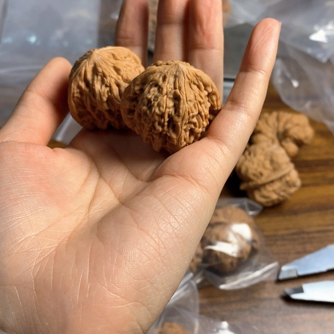 文玩核桃吊坠北*.野果