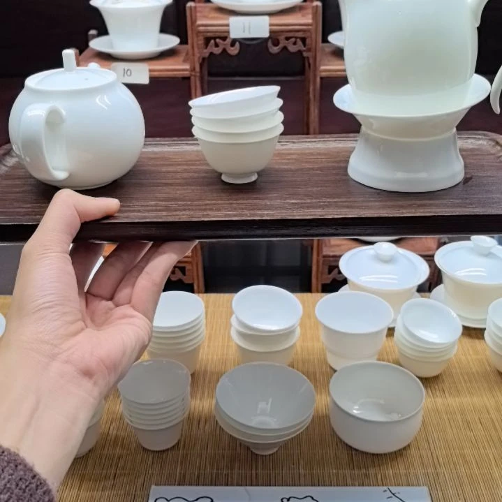 遙***方200毫升茶壶+8个高脚杯+公道杯一套