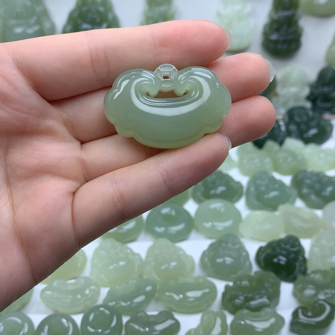 【闪购商品】颈饰未镶嵌和田玉