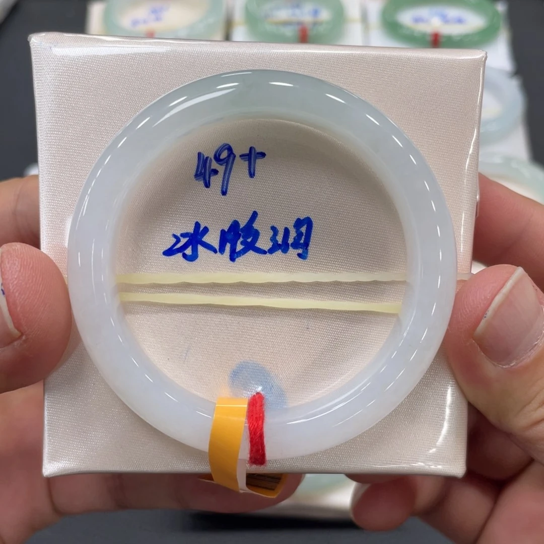未镶嵌手镯翡翠翡翠