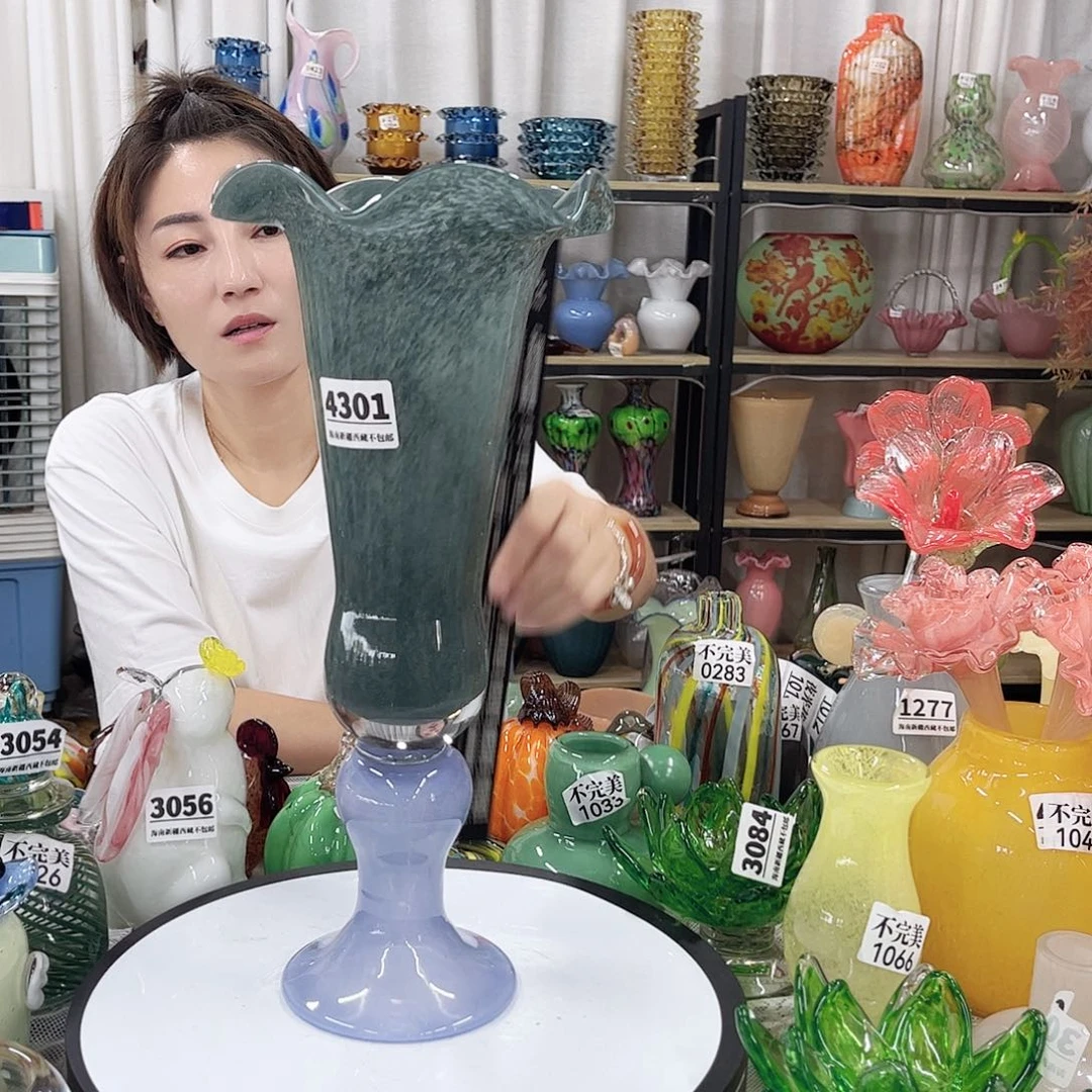 4301 家悦琉璃花瓶