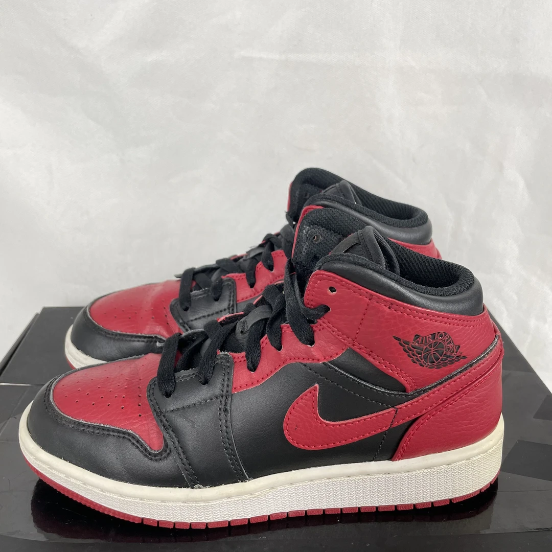 90新 NIKE/耐克 36码 AJ1 休闲鞋 黑脚趾 小禁穿 GS 无盒