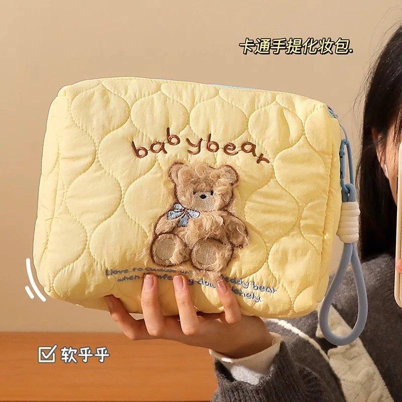 化妆包可爱外出小巧轻便随身刺绣收纳包大容量便携式卡通设计妆袋