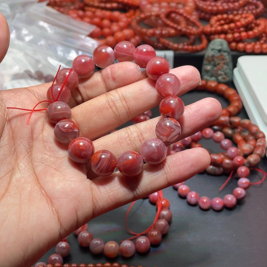 南红玛瑙手链未镶嵌美*猫