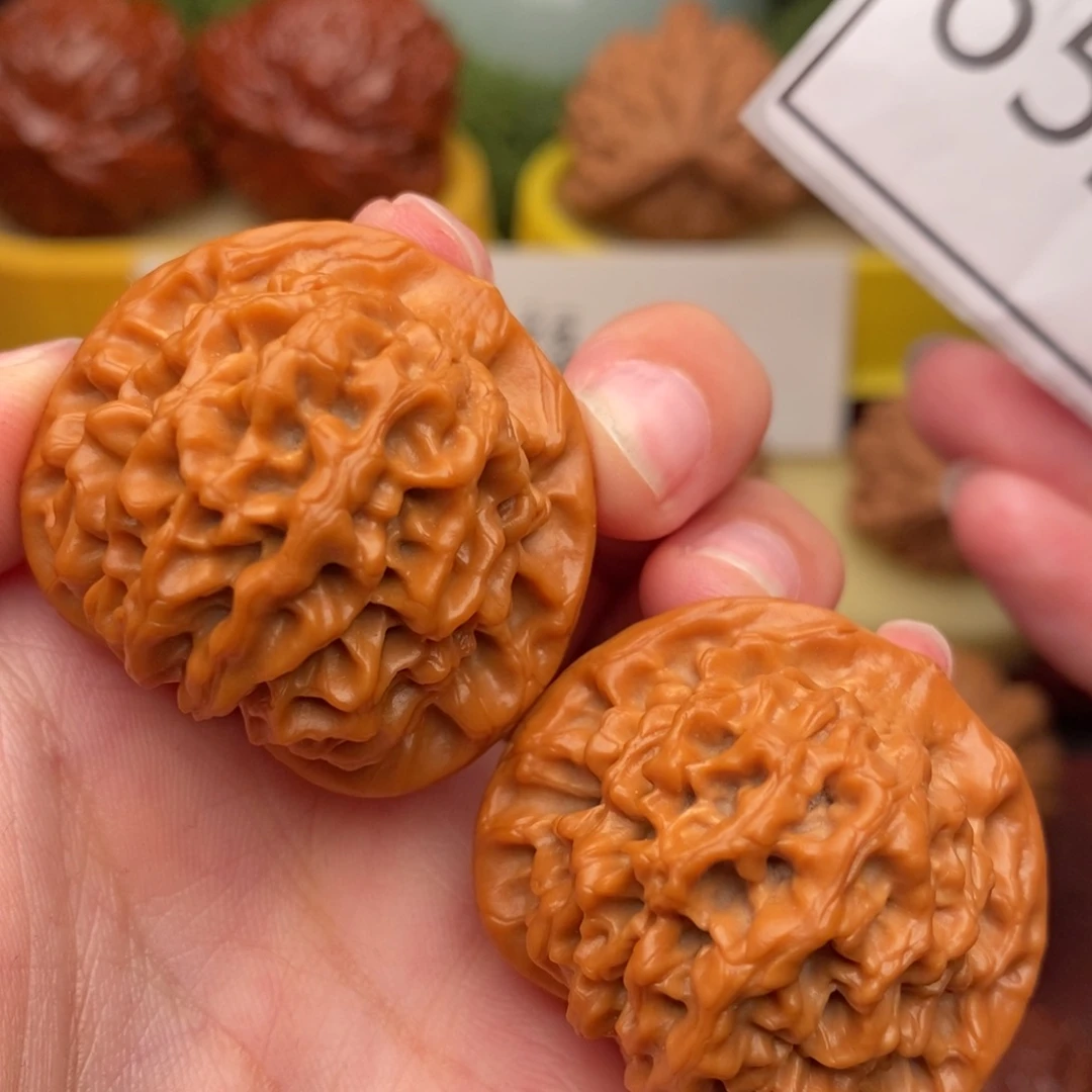 文玩核桃把件秦闷36……