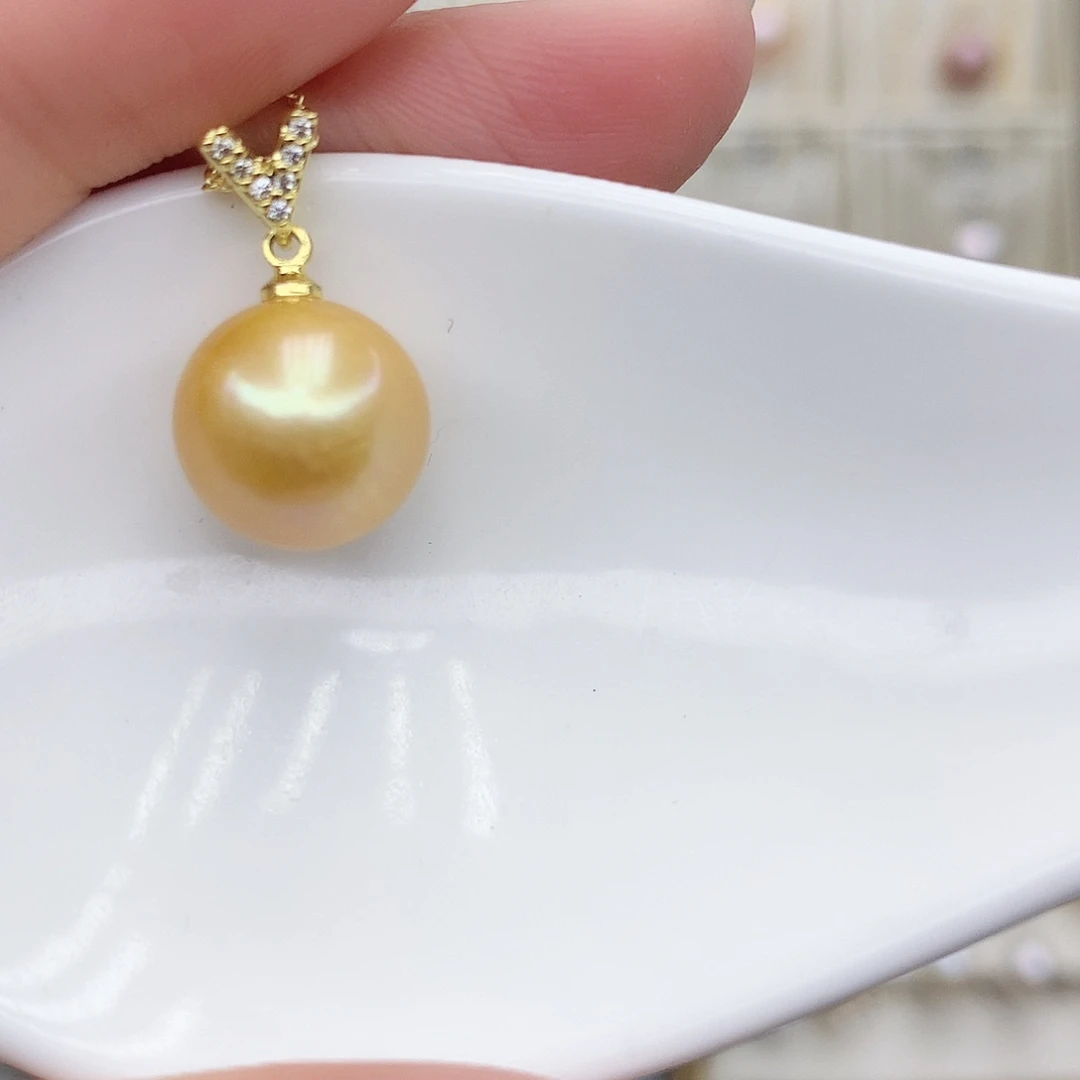 淡水珍珠吊坠(赠链)合金