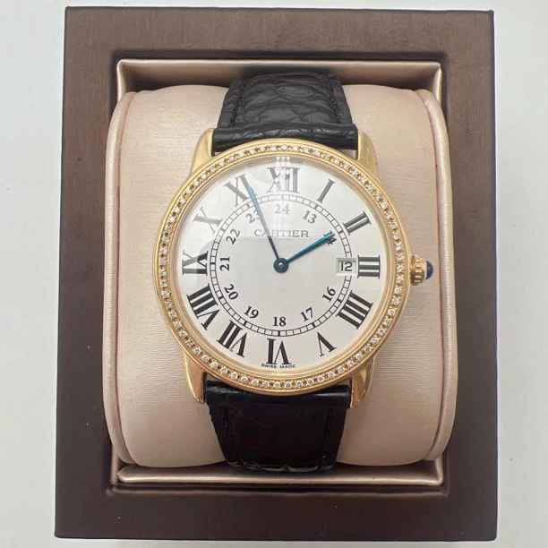 95新 Cartier/卡地亚 卡地亚90123石英后钻赠送表带赠送手链