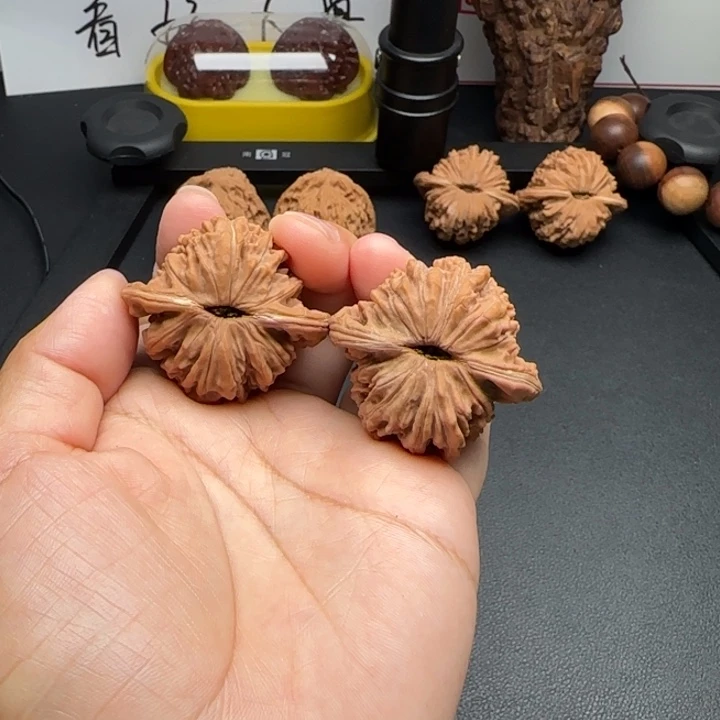 核桃把件42全品四座楼