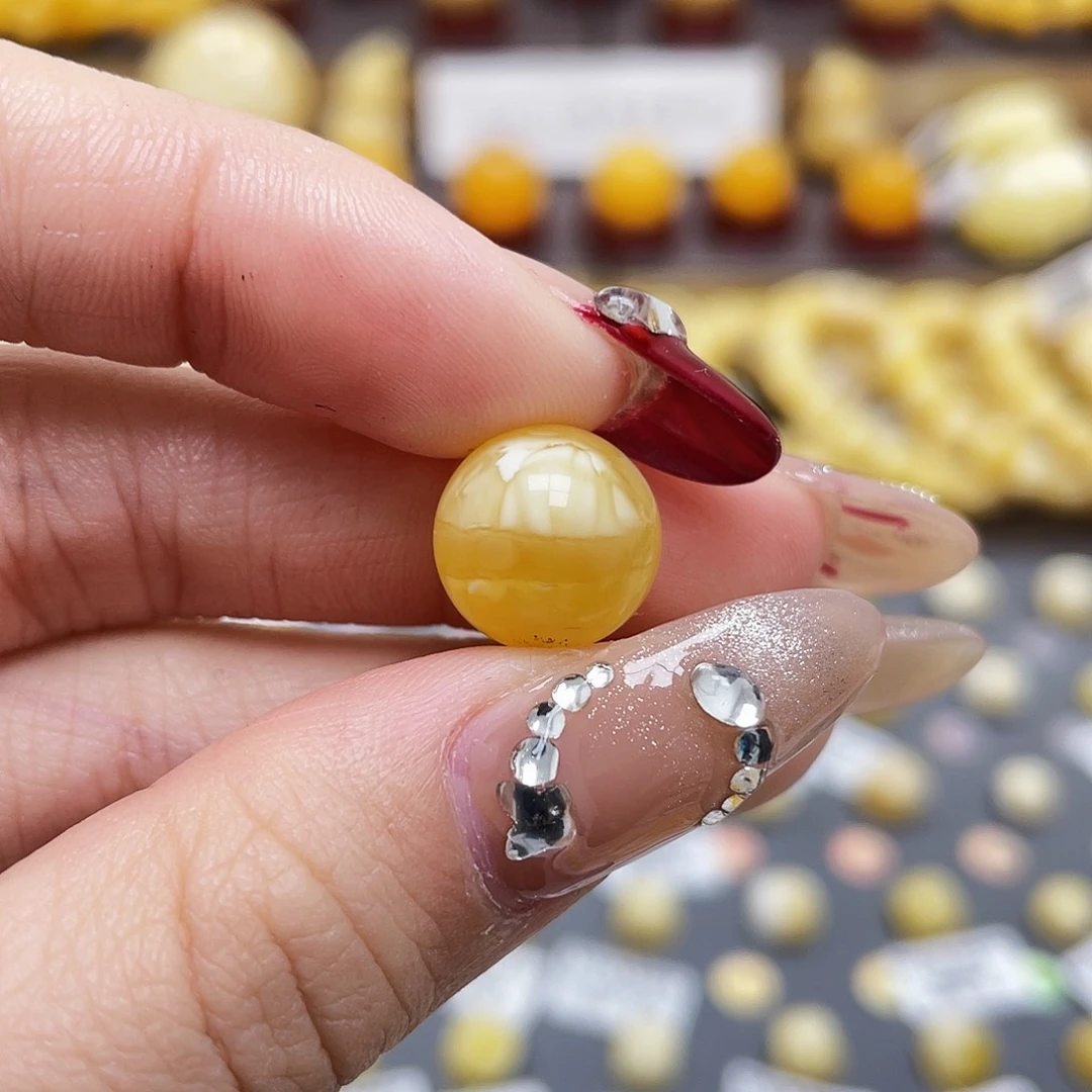 琥珀裸石未镶嵌蜜蜡圆珠12.1mm微瑕