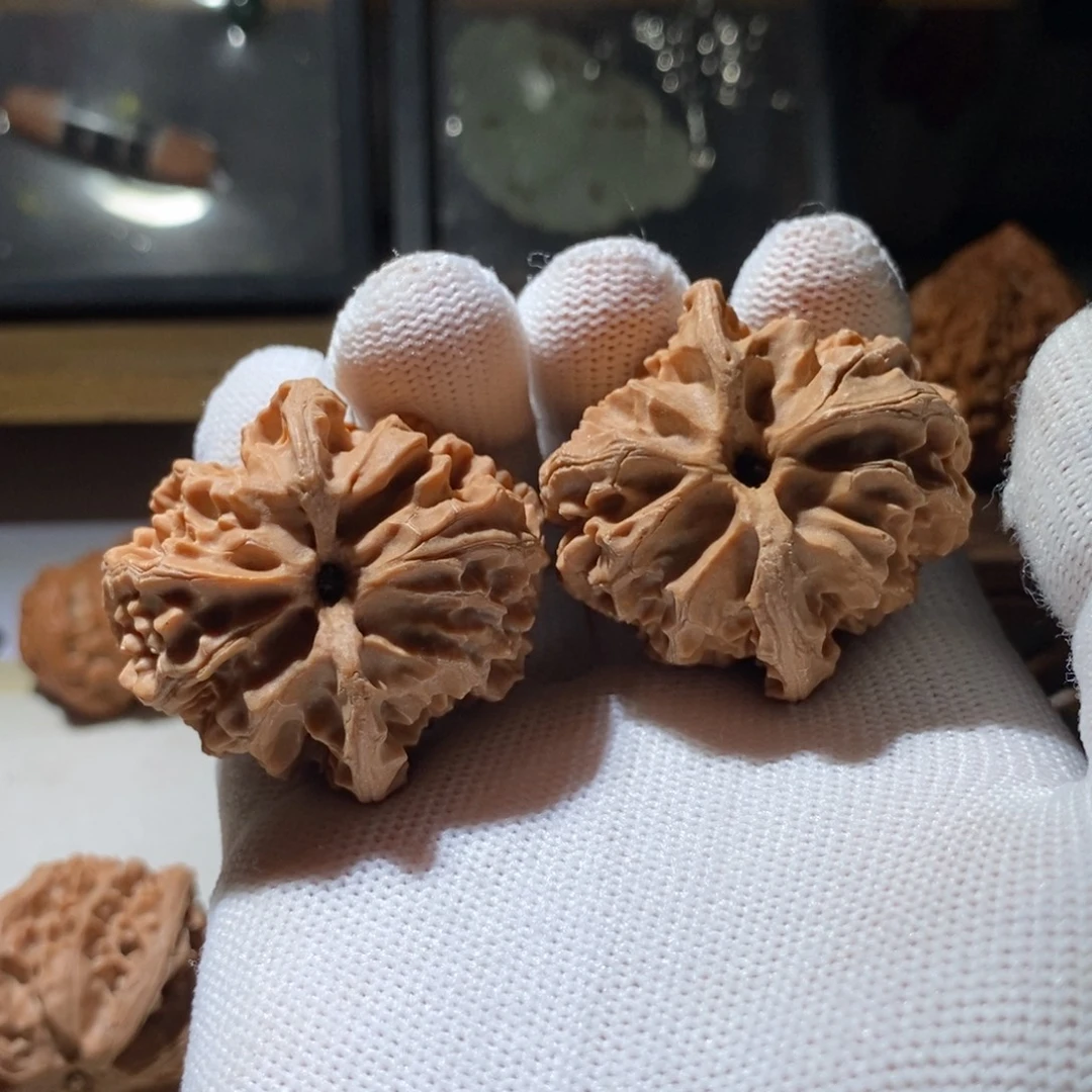 青***菜吊坠文玩核桃苹果40