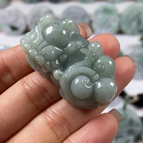 翡翠颈饰未镶嵌貔貅福利