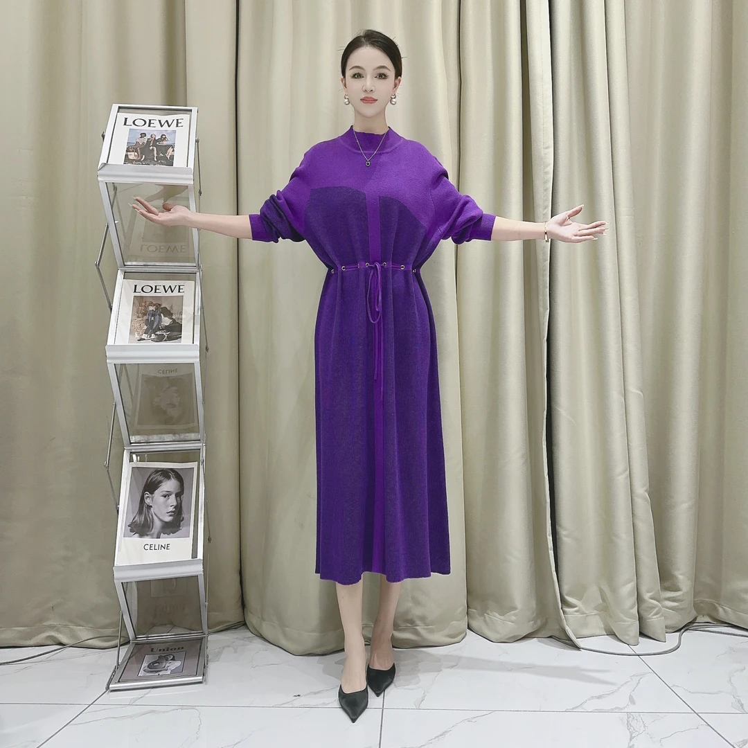 5936紫色拼接气质设计师秋冬长款提花轻奢针织连衣裙