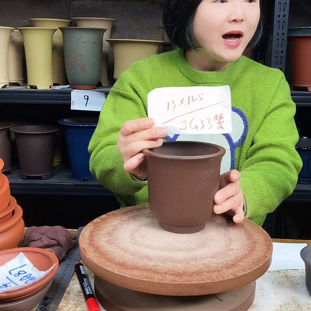 紫砂一只紫砂花盆JG33