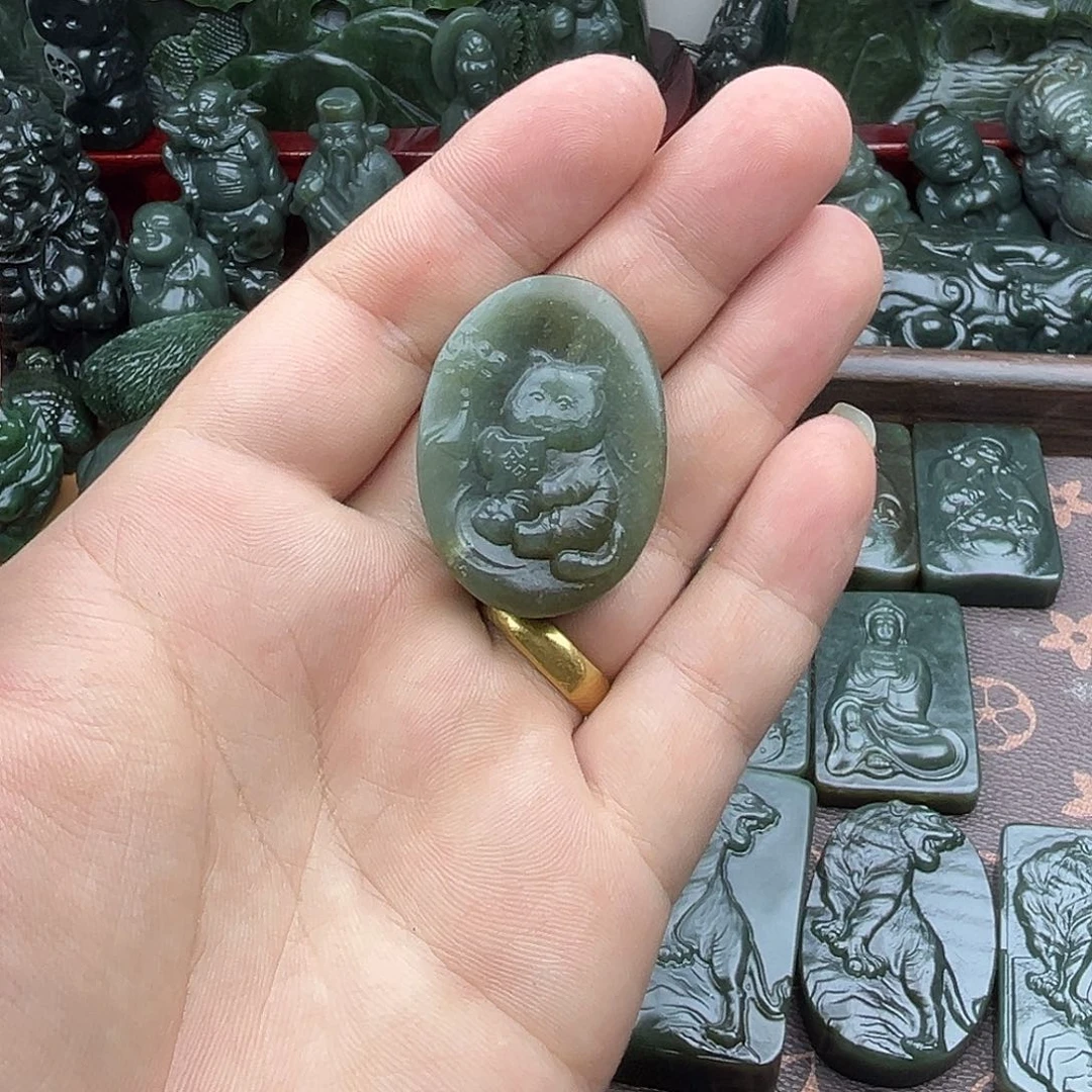 和田玉未镶嵌挂件