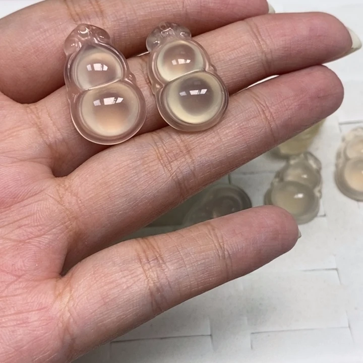 玛瑙/玉髓未镶嵌颈饰2个葫芦