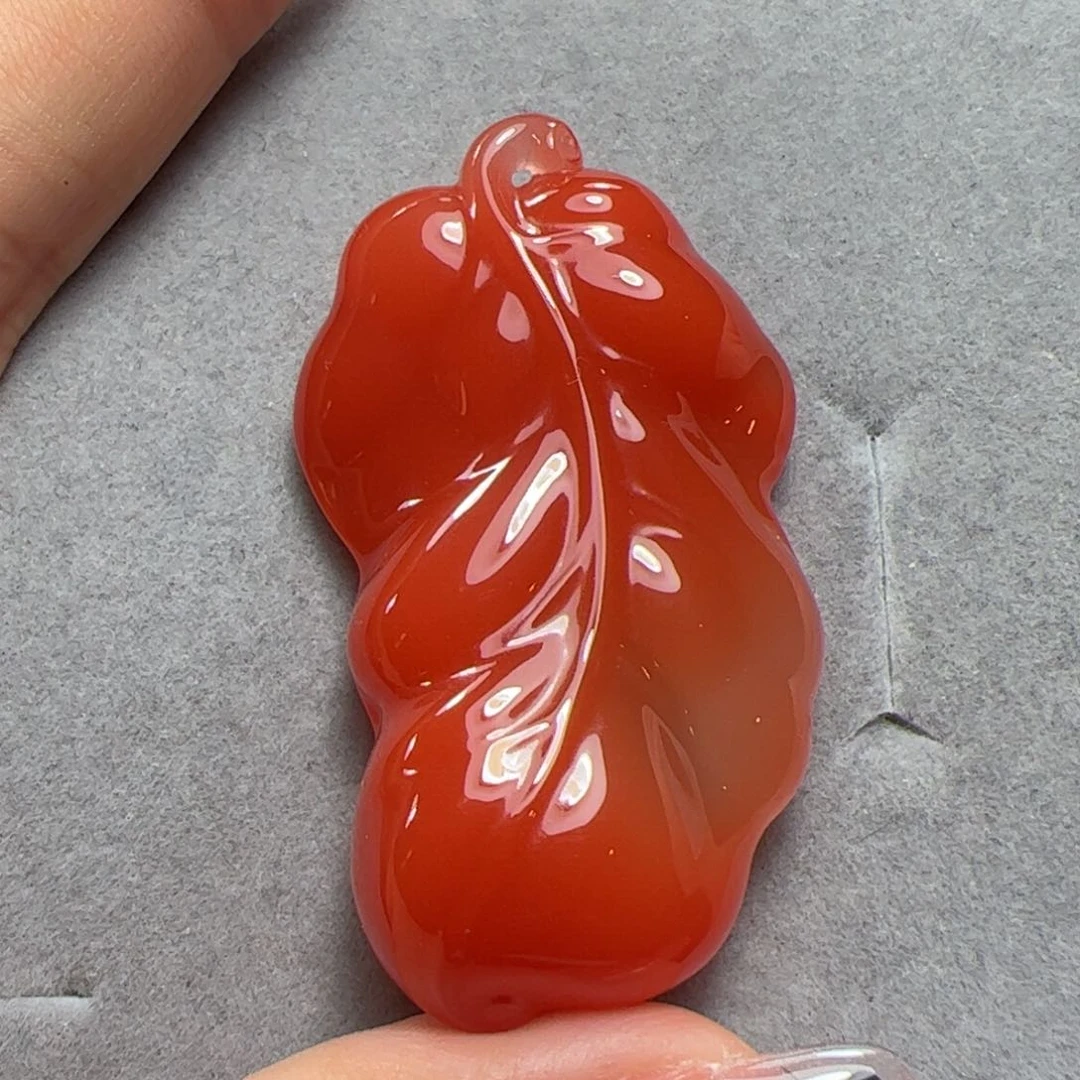 未镶嵌吊坠南红玛瑙